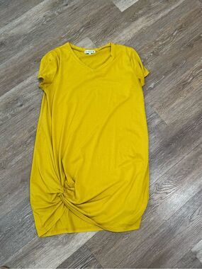 Elings Mustard Yellow Side Knot V-Neck T-Shirt Mini Dress Size Large Solid